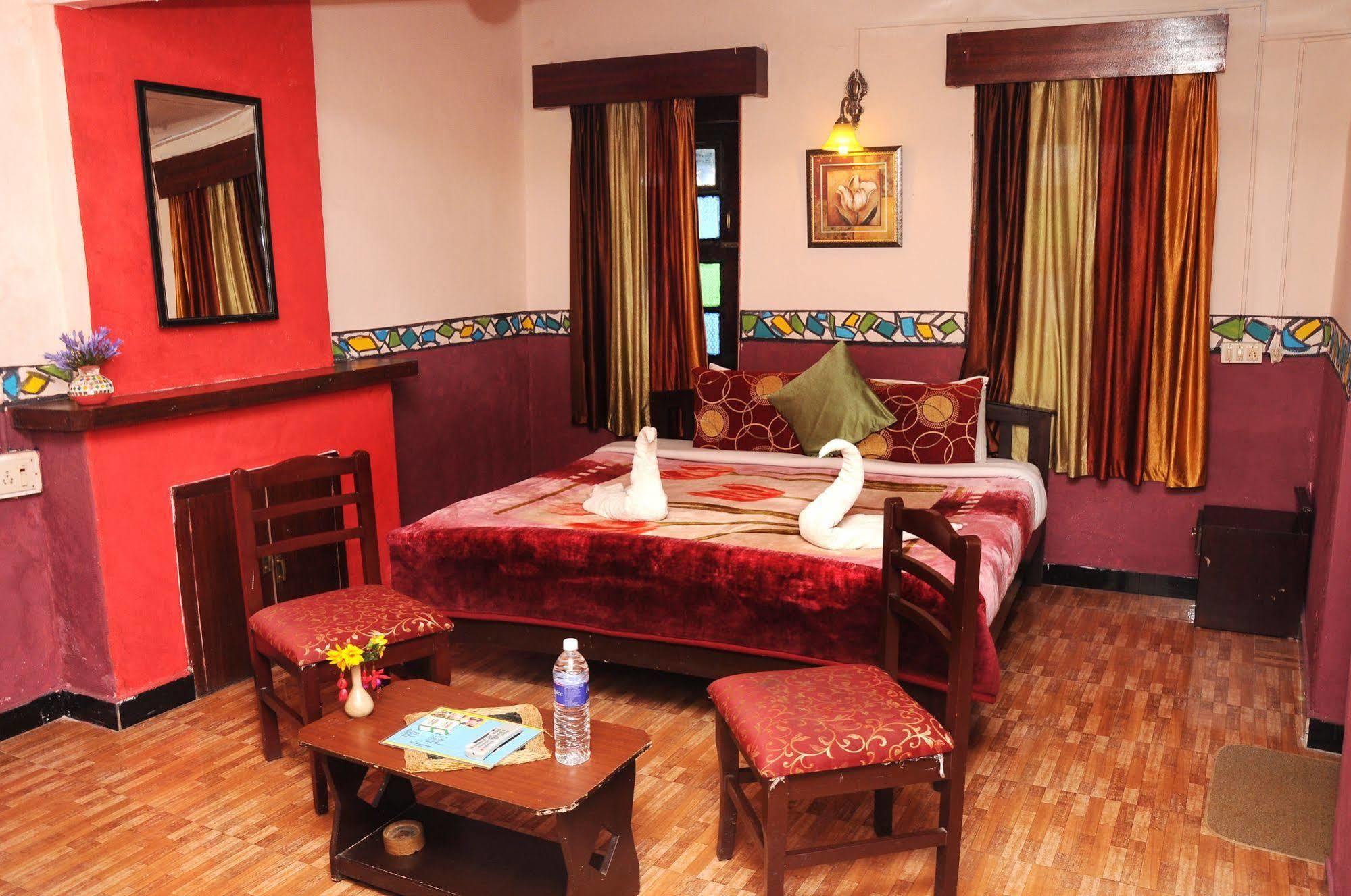 British Cliff Club Resort Ooty Exteriér fotografie