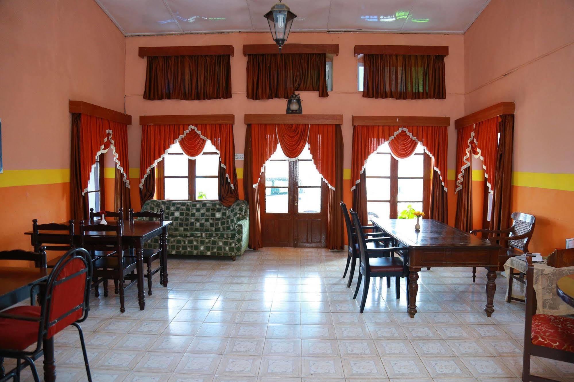 British Cliff Club Resort Ooty Exteriér fotografie